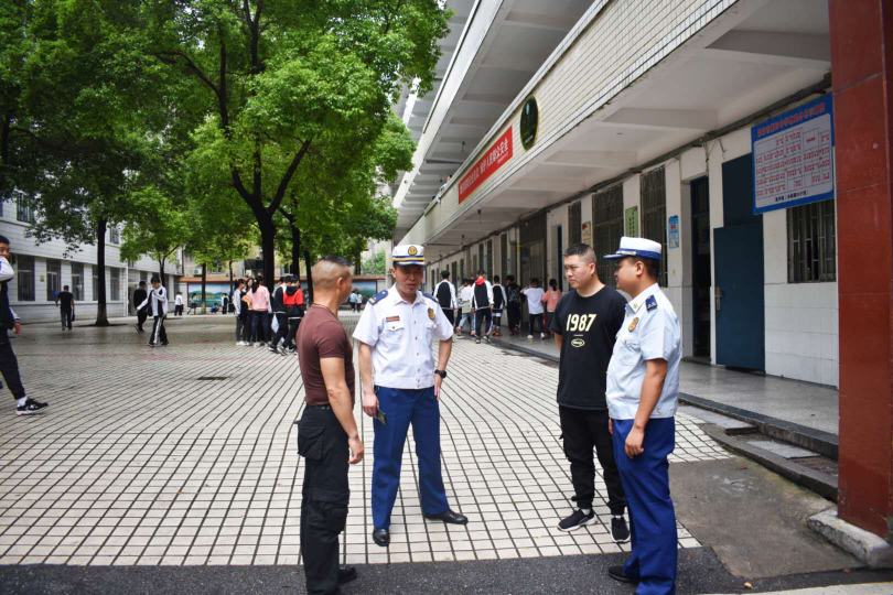 大祥区消防救援大队对高考考点开展消防安全检查，为学子筑起安全“防火墙”(图2)